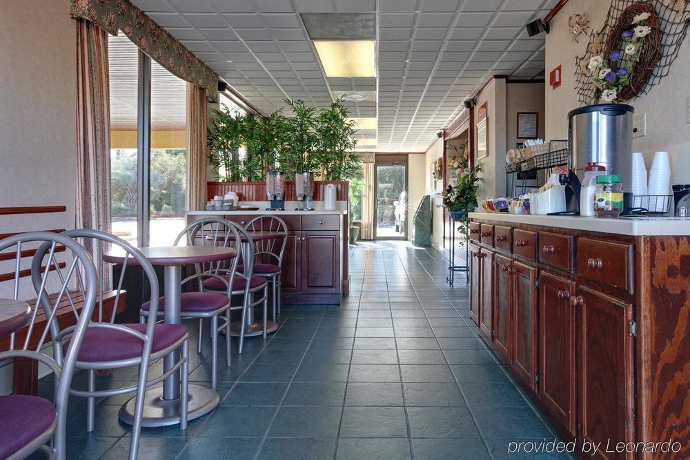 Americas Best Value Inn Ocean Inn St. Augustine Beach Ресторант снимка
