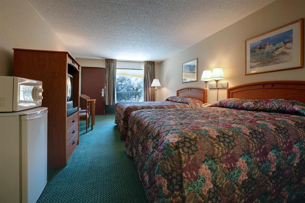 Americas Best Value Inn Ocean Inn St. Augustine Beach Стая снимка
